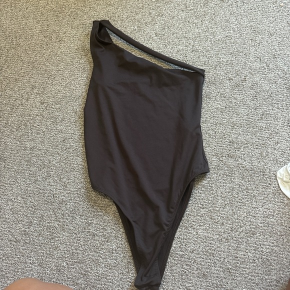 SHEIN Tops - SHEIN Black One-Shoulder Bodysuit